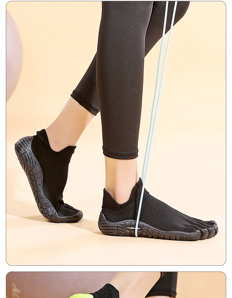 Five Finger Barefoot Shoes – Split Toe Minimalist Outdoor & Yoga Sneakers