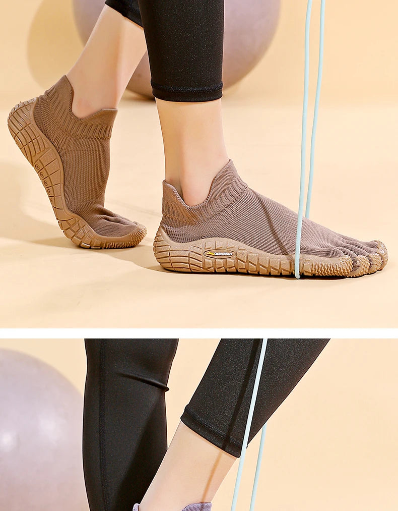 Five Finger Barefoot Shoes – Split Toe Minimalist Outdoor & Yoga Sneakers